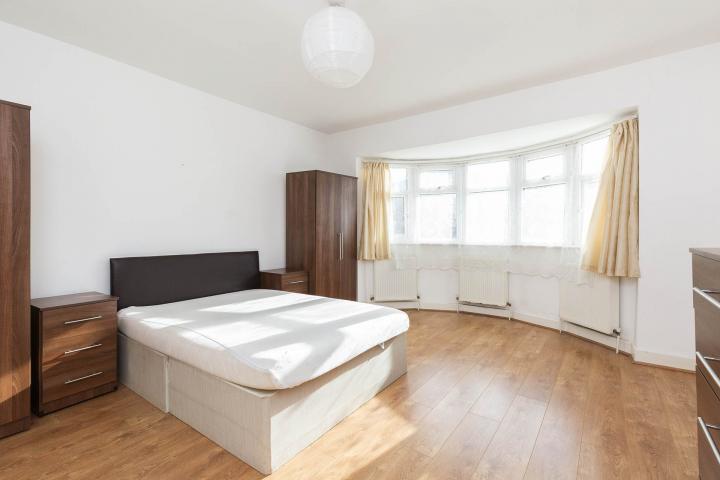 Stunning House Burnley Road , Dollis Hill